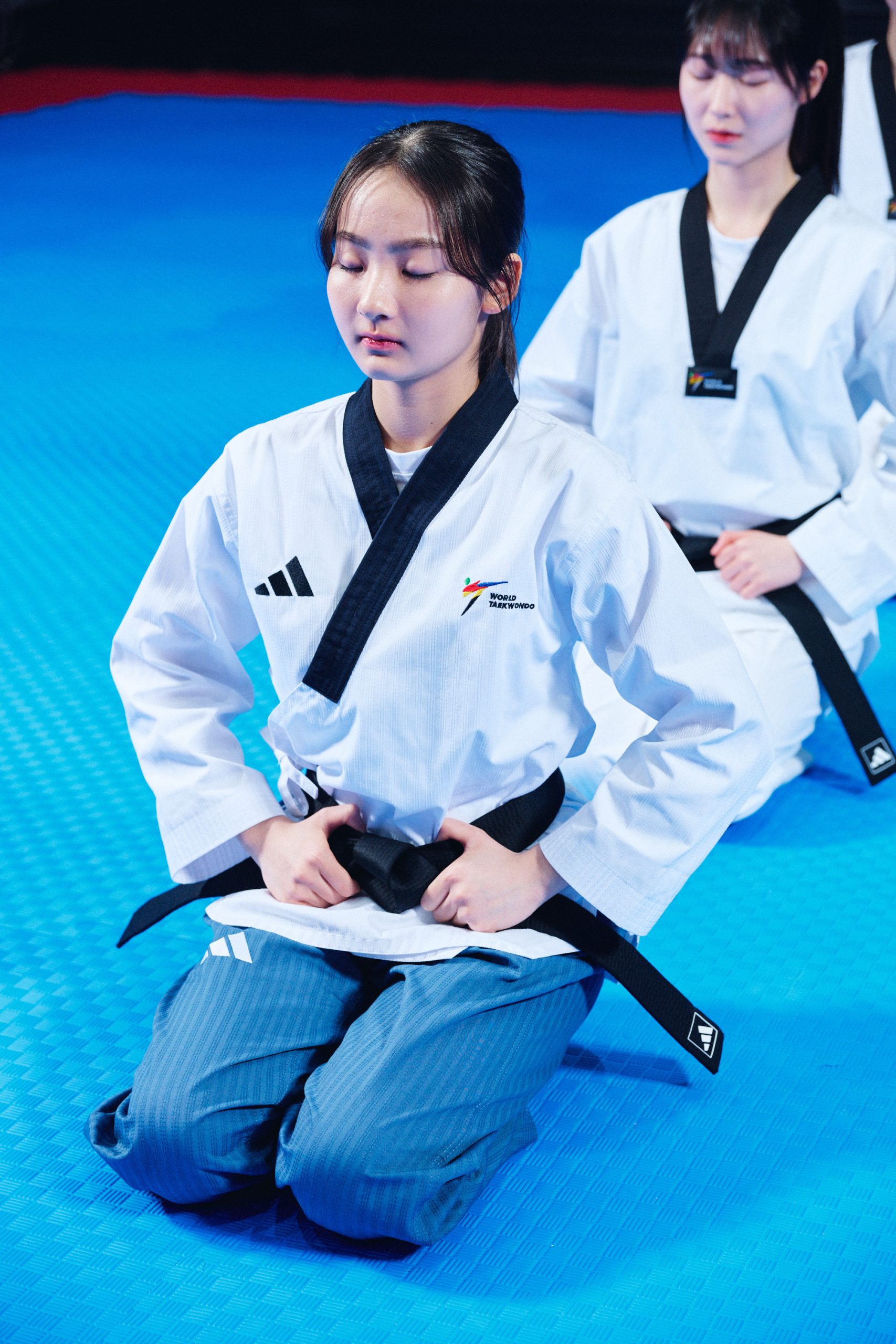 Dobok Poomsae WT Femenino- Adidas - Imagen 9